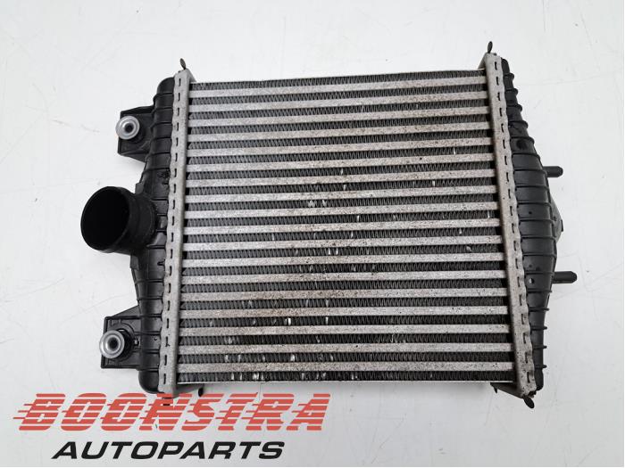 Usados Intercooler Landrover Range Rover IV (LG) 4.4 SDV8 32V Precio € 54,95 Norma de margen ofrecido por Boonstra Autoparts