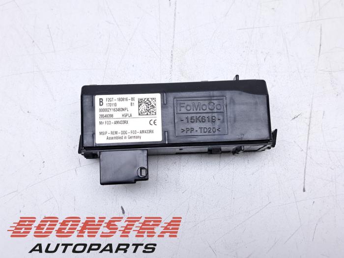 Używane Antena Ford S-Max (WPC) 2.0 TDCi 150 16V Cena € 24,95 Procedura marży oferowane przez Boonstra Autoparts