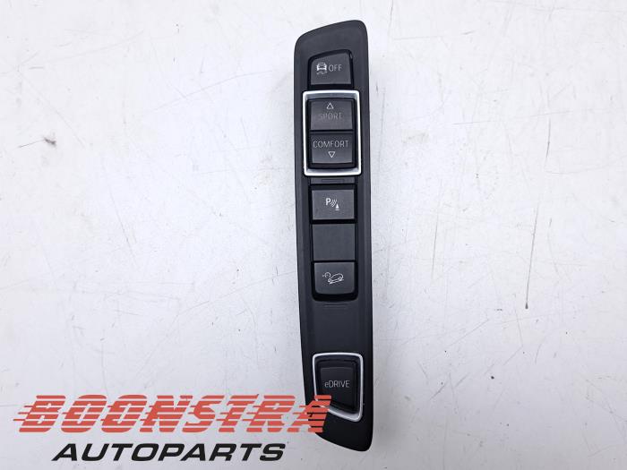 Gebrauchte ESP Schalter BMW X5 (F15) Preis € 45,92 Mit Mehrwertsteuer angeboten von Boonstra Autoparts
