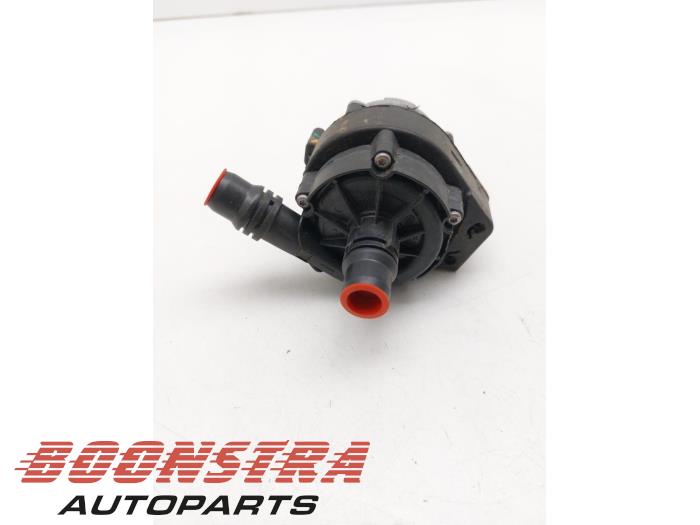 Begagnade Extra vattenpump Peugeot 208 II (UB/UH/UP) e-208 50 kWh Pris € 66,49 Inklusive moms erbjuds av Boonstra Autoparts