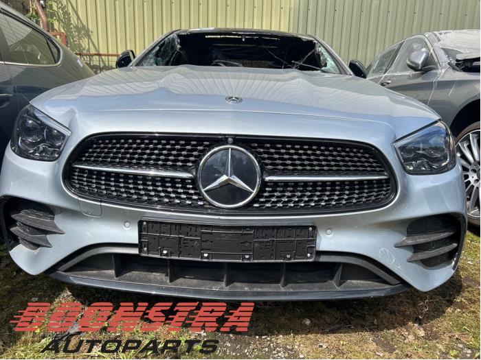 Gebrauchte Vorderfront komplett Mercedes E (W213) E-200 EQ Boost 2.0 Turbo 16V Preis € 8.999,00 Margenregelung angeboten von Boonstra Autoparts