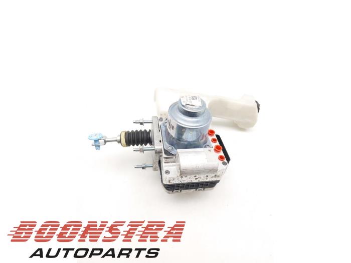 Usagé Servo frein Ford Focus 4 Wagon 1.0 EcoBoost 12V Hybrid 155 Prix € 499,95 Règlement à la marge proposé par Boonstra Autoparts