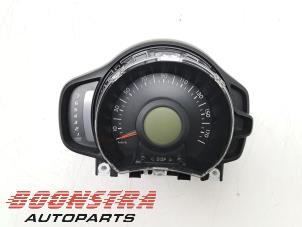 Usagé Compteur kilométrique KM Peugeot 108 1.0 12V VVT-i Prix € 60,44 Prix TTC proposé par Boonstra Autoparts