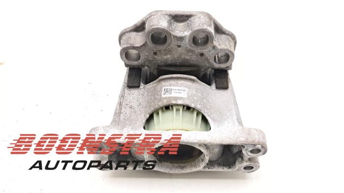 Usagé Support moteur Ford Transit 2.0 TDCi 16V Eco Blue 130 Prix € 30,19 Prix TTC proposé par Boonstra Autoparts