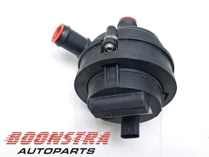 Begagnade Extra vattenpump Fiat 500X (334) 1.3 FireFly Turbo 150 16V Pris € 64,95 Marginaltabell erbjuds av Boonstra Autoparts