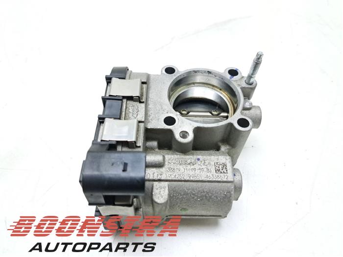 Usagé Boitier papillon Fiat 500X (334) 1.3 FireFly Turbo 150 16V Prix € 64,95 Règlement à la marge proposé par Boonstra Autoparts