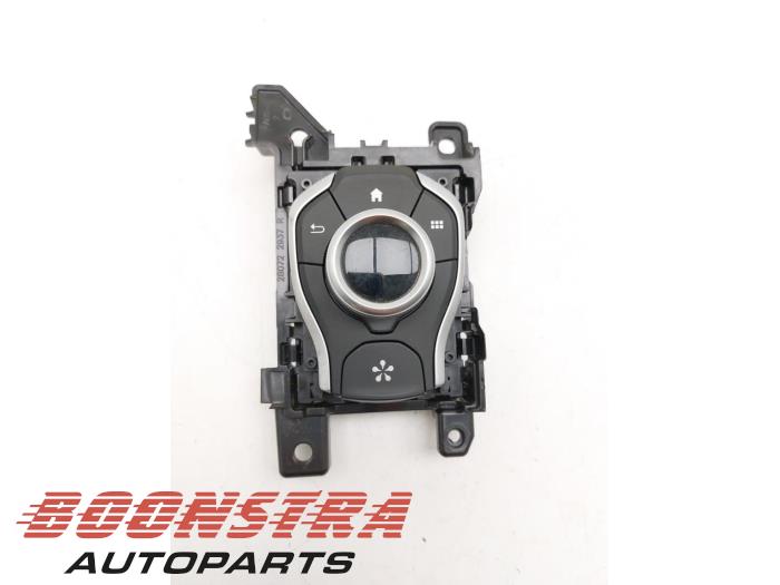 Used On-board computer controller Renault Talisman Estate (RFDK) 1.3 TCE 140 16V Price € 78,59 Inclusive VAT offered by Boonstra Autoparts