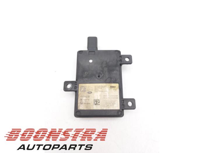 Begagnade Dödvinkelsensor Landrover Range Rover Velar (LY) 2.0 16V P300 AWD Pris € 99,95 Marginaltabell erbjuds av Boonstra Autoparts