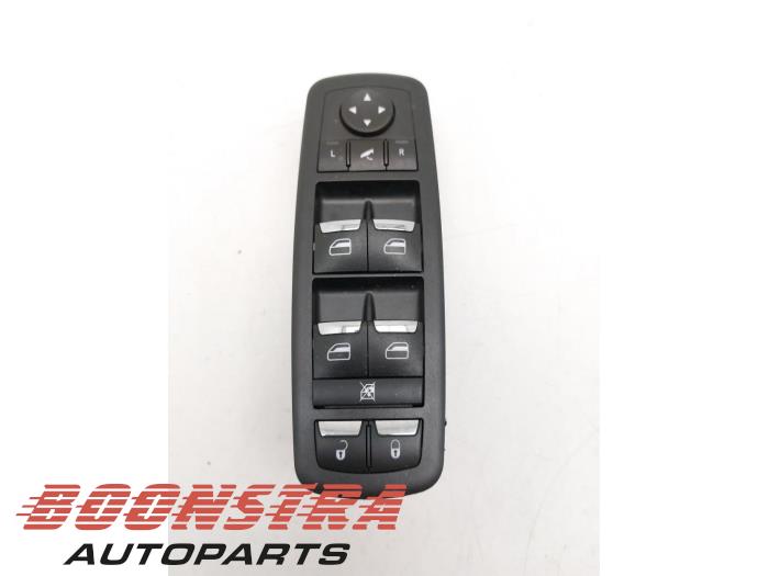 Usados Interruptor de ventanilla eléctrica Maserati Quattroporte VI 3.0 Diesel Precio € 49,95 Norma de margen ofrecido por Boonstra Autoparts