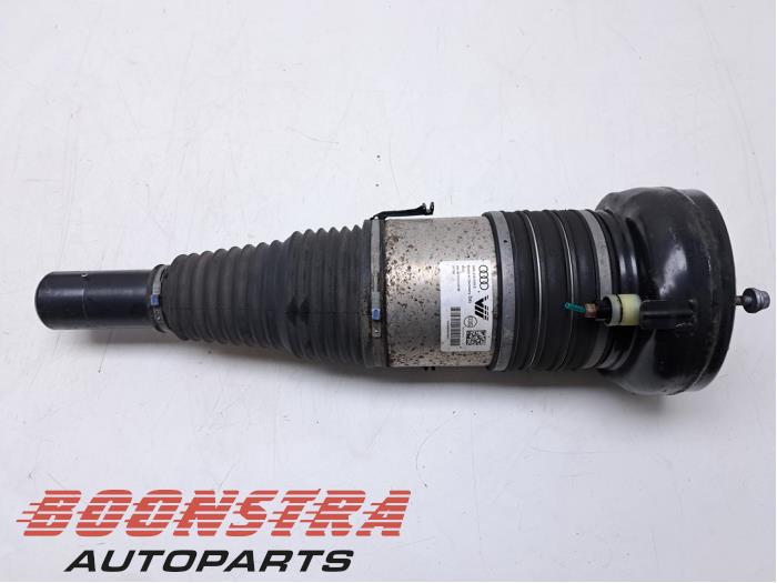 Używane Amortyzator prawy przód Audi e-tron (GEN) 50 quattro Cena € 389,00 Procedura marży oferowane przez Boonstra Autoparts