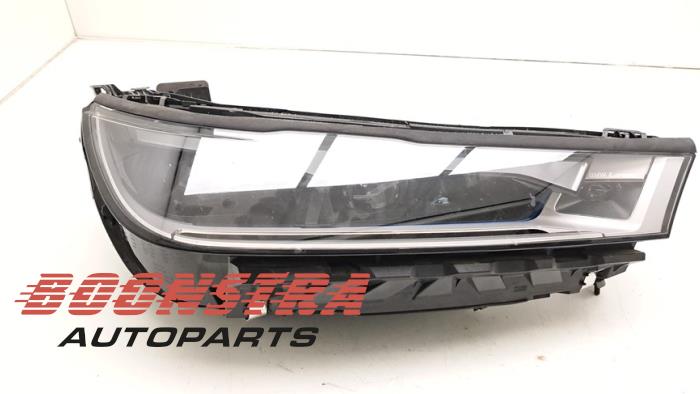 Używane Reflektor prawy BMW IX Cena € 2.495,00 Z VAT oferowane przez Boonstra Autoparts