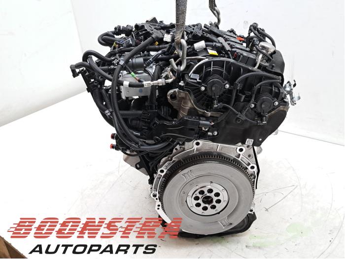 Engine from a BMW 5 serie (G60) 530e 2.0 TwinPower Turbo 16V 2025