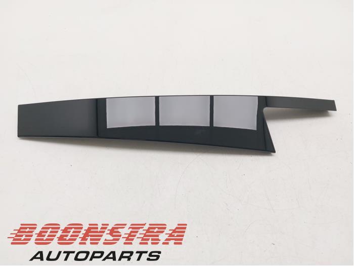 Nya Dekorstripe BMW 5 serie (G30) Pris € 60,44 Inklusive moms erbjuds av Boonstra Autoparts