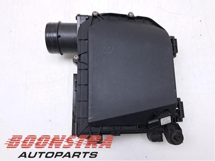 Gebrauchte Luftfiltergehäuse Mercedes C (W205) C-400 3.0 V6 Turbo 4-Matic Preis € 48,95 Margenregelung angeboten von Boonstra Autoparts
