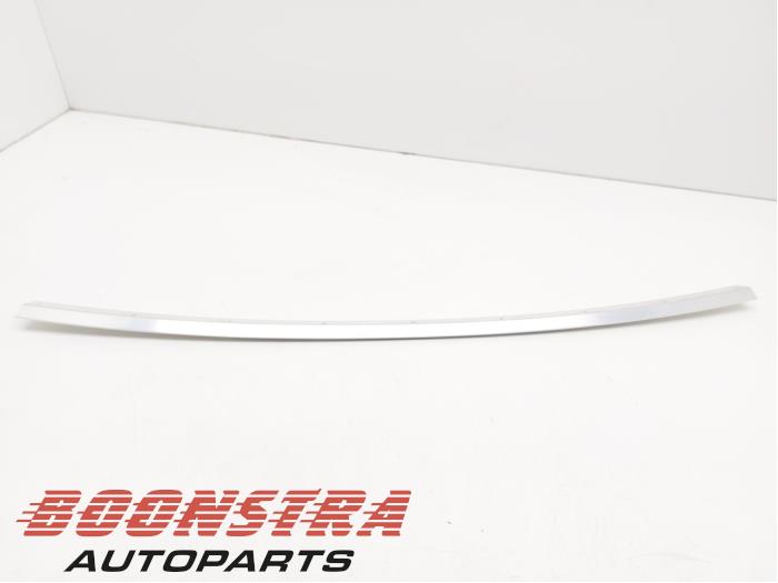 Nya Dörrstripe BMW Z4 Roadster (G29) Pris € 96,74 Inklusive moms erbjuds av Boonstra Autoparts