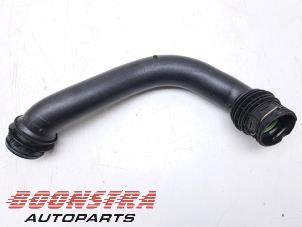 Intercooler Rohr van een BMW 5 serie (G60) 530e 2.0 TwinPower Turbo 16V 2025