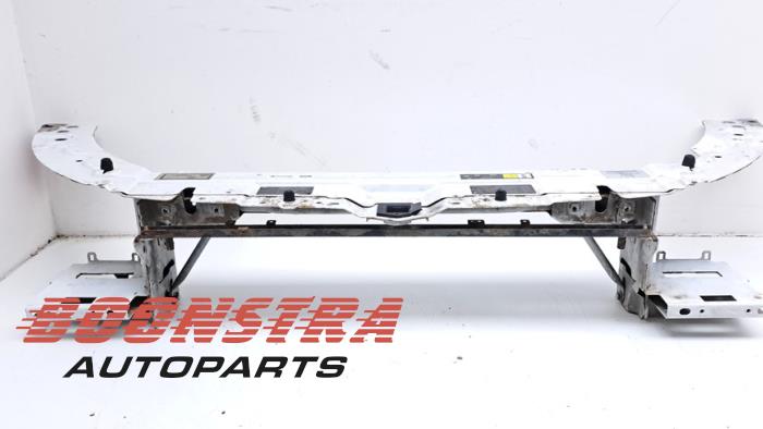 Begagnade Front Landrover Range Rover Evoque (LVJ/LVS) 2.2 SD4 16V Pris € 249,95 Marginaltabell erbjuds av Boonstra Autoparts