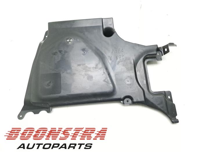 Begagnade Matta BMW 5 serie (G60) 530e 2.0 TwinPower Turbo 16V Pris € 54,39 Inklusive moms erbjuds av Boonstra Autoparts