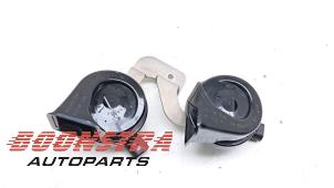 Begagnade Signalhorn BMW i5 (G60) eDrive40 84 kWh Pris € 59,96 Inklusive moms erbjuds av Boonstra Autoparts