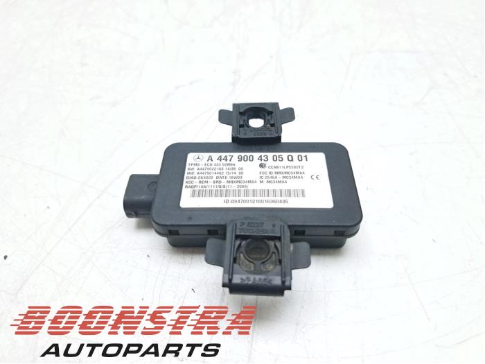 Begagnade Däcktrycksmodul Mercedes V (447.8) 2.1 250 BlueTEC, 250 d 16V Pris € 29,95 Marginaltabell erbjuds av Boonstra Autoparts