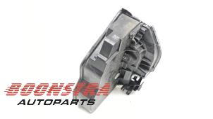 Usados Mecanismo de cerradura de puerta de 2 puertas izquierda BMW M4 (F83) 3.0 24V Turbo Competition Package Precio € 24,95 Norma de margen ofrecido por Boonstra Autoparts