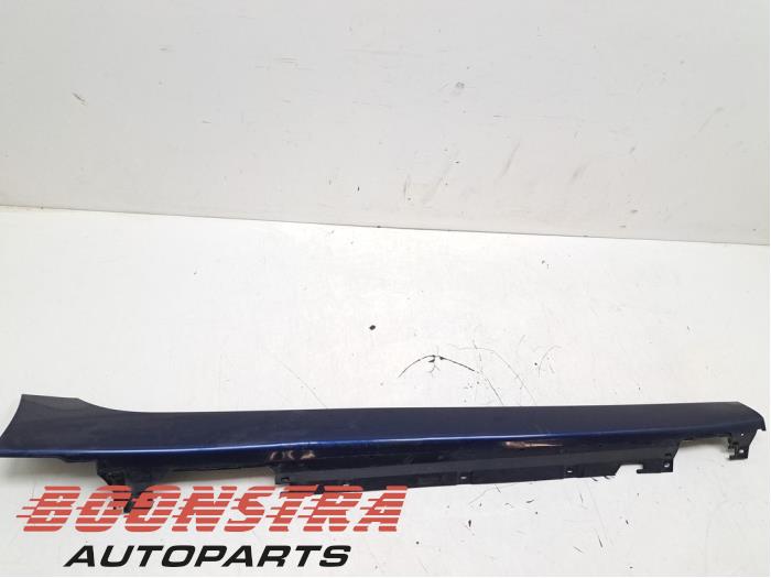Używane Belka boczna prawa BMW 2 serie Gran Tourer (F46) 216d 1.5 TwinPower Turbo 12V Cena € 89,95 Procedura marży oferowane przez Boonstra Autoparts