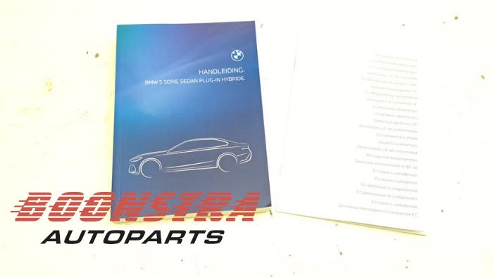 Używane Instrukcja BMW 5 serie (G60) 530e 2.0 TwinPower Turbo 16V Cena € 30,19 Z VAT oferowane przez Boonstra Autoparts