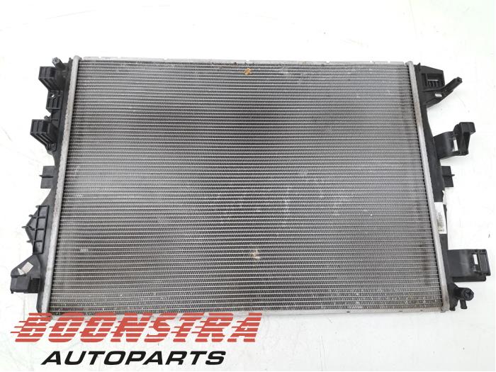 Usagé Radiateur Jeep Compass II (MP) 1.3 4XE 240 16V 4x4 Prix € 124,94 Prix TTC proposé par Boonstra Autoparts