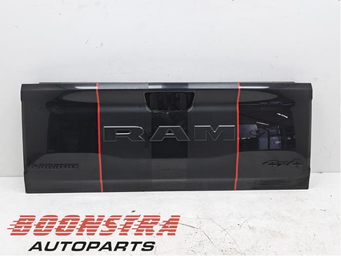 Usagé Hayon Dodge 1500 Crew Cab (DS) 5.7 Hemi V8 4x4 Prix € 422,29 Prix TTC proposé par Boonstra Autoparts