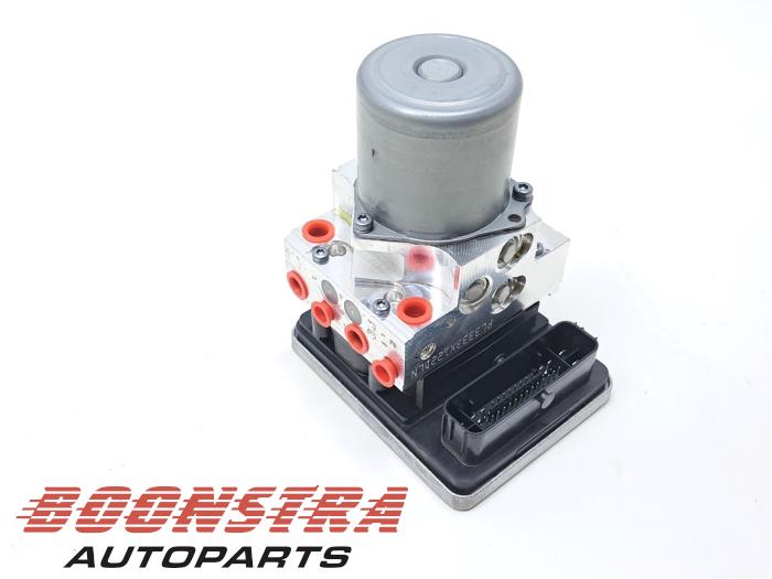 Usagé Pompe ABS BMW X3 (G01) xDrive 30e 2.0 TwinPower Turbo 16V Prix € 444,95 Règlement à la marge proposé par Boonstra Autoparts