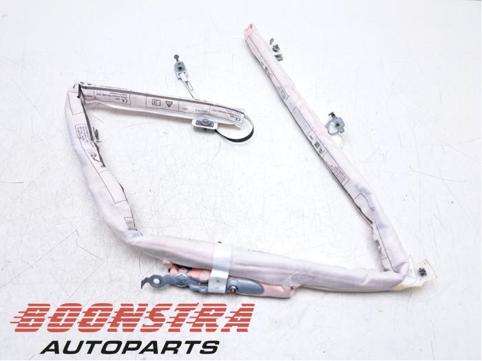 Używane Kurtyna prawa Citroen C3 Aircross I (2C/2R) 1.2 PureTech 82 Cena € 48,95 Procedura marży oferowane przez Boonstra Autoparts