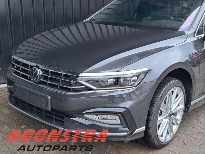 Używane Przód kompletny Volkswagen Passat Variant (3G5) 1.5 TSI 16V Cena € 5.395,00 Procedura marży oferowane przez Boonstra Autoparts