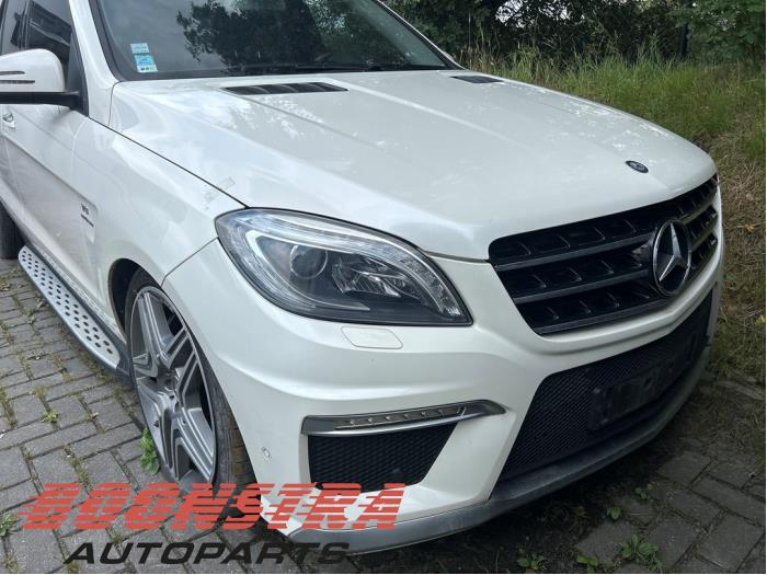 Gebrauchte Vorderfront komplett Mercedes ML III AMG (166) 5.5 ML-63 AMG V8 32V Biturbo Preis € 5.495,00 Margenregelung angeboten von Boonstra Autoparts