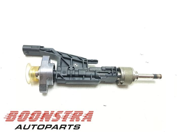 Usagé Injecteur (injection essence) Mini Mini (F56) 1.5 12V Cooper Prix € 24,95 Règlement à la marge proposé par Boonstra Autoparts