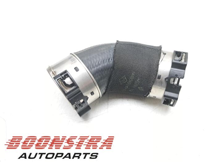 Gebrauchte Intercooler Schlauch Mercedes Citan (420.6) 1.5 108 CDI Preis € 30,19 Mit Mehrwertsteuer angeboten von Boonstra Autoparts