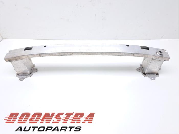 Begagnade Stötfångarram, bak Alfa Romeo Stelvio (949) 2.0 T 16V Q4 Pris € 129,95 Marginaltabell erbjuds av Boonstra Autoparts