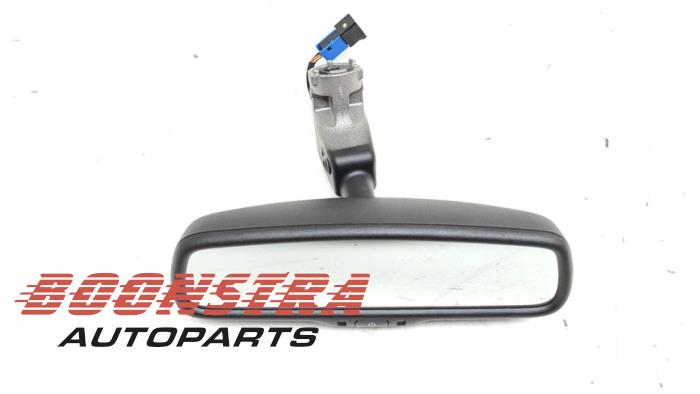 Używane Lusterko wewnetrzne Alfa Romeo Stelvio (949) 2.0 T 16V Q4 Cena € 48,95 Procedura marży oferowane przez Boonstra Autoparts