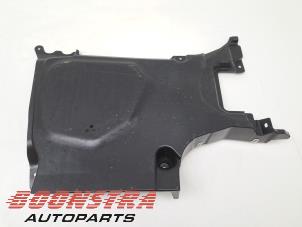 Usados Difusor de parachoques trasero BMW 5 serie Touring (G61) 530e 2.0 TwinPower Turbo 16V Precio € 54,39 IVA incluido ofrecido por Boonstra Autoparts