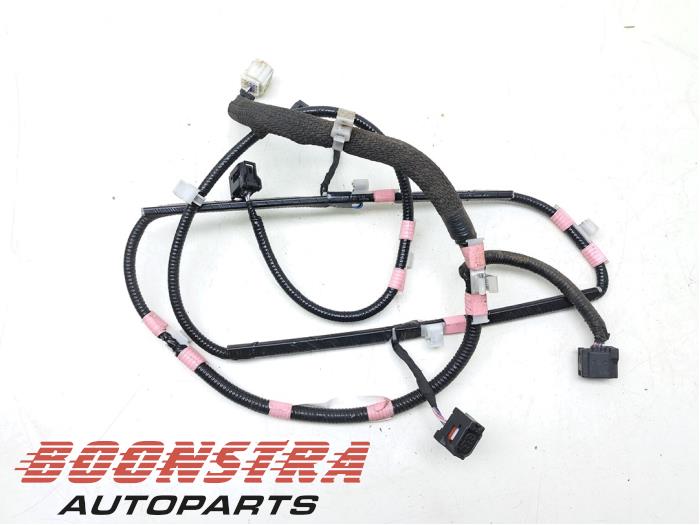 Begagnade Kablage Toyota RAV4 (A5) 2.5 Hybrid 16V AWD Pris € 149,95 Marginaltabell erbjuds av Boonstra Autoparts