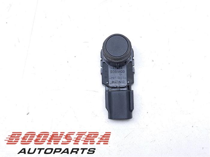 Begagnade Parkeringssensor Toyota RAV4 (A5) 2.5 Hybrid 16V AWD Pris € 36,95 Marginaltabell erbjuds av Boonstra Autoparts
