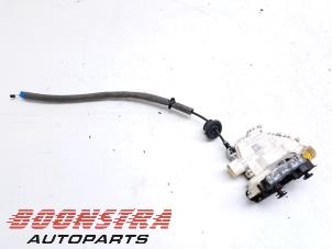 Begagnade Dörrlåsmekanism, 2-dörrars, vänster Audi R8 (4S3/4SP) 5.2 V10 Plus Quattro Pris € 24,95 Marginaltabell erbjuds av Boonstra Autoparts