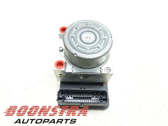 Używane Pompa ABS Mini Clubman (F54) 1.5 Cooper 12V Cena € 159,95 Procedura marży oferowane przez Boonstra Autoparts
