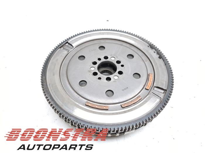 Used Flywheel Renault Captur II (RJB) 1.3 TCE 130 16V Price € 179,95 Margin scheme offered by Boonstra Autoparts