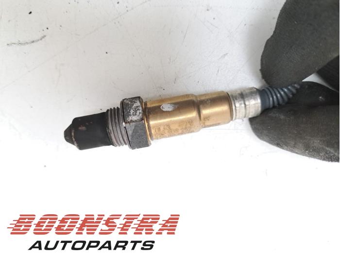 Lambda probe from a Volkswagen Caddy IV 2.0 TDI 75 2019