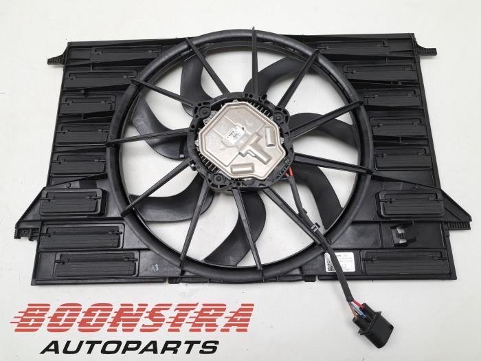 Używane Wentylator Audi e-tron Sportback (GEA) 55 Cena € 299,00 Procedura marży oferowane przez Boonstra Autoparts
