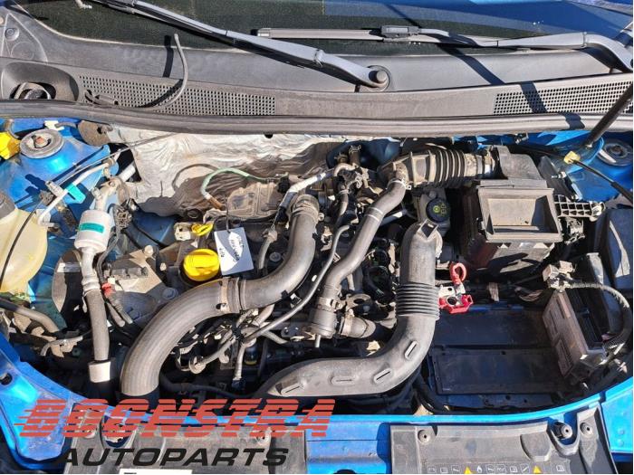 Caja de cambios de un Dacia Sandero II 0.9 TCE 12V LPG 2017