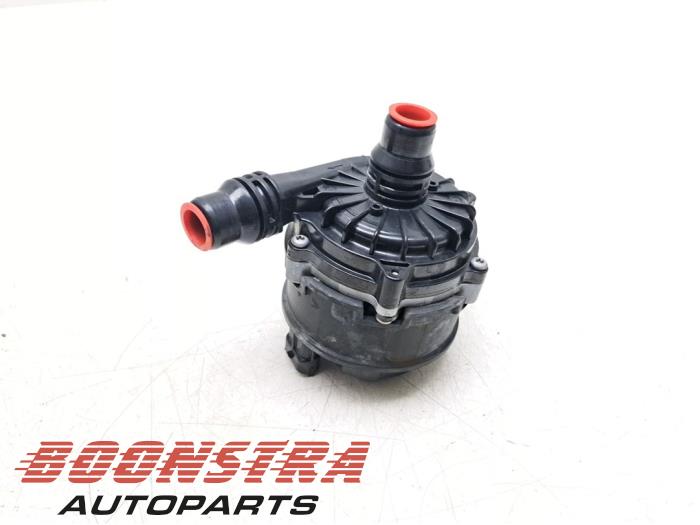 Używane Pompa wodna Fiat 500X (334) 1.5 Hybrid Turbo 16V Cena € 79,95 Procedura marży oferowane przez Boonstra Autoparts