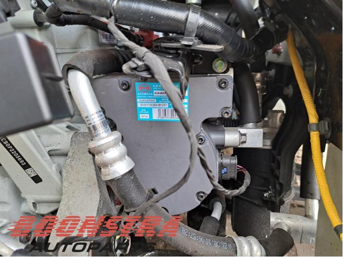 Gebrauchte Klimapumpe BYD Atto 3 Preis € 799,00 Margenregelung angeboten von Boonstra Autoparts