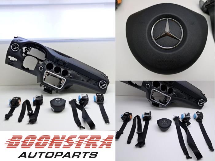 Begagnade Airbagset Mercedes CLA (117.3) 1.5 CLA-180 CDI, 180 d 16V Pris € 695,00 Marginaltabell erbjuds av Boonstra Autoparts