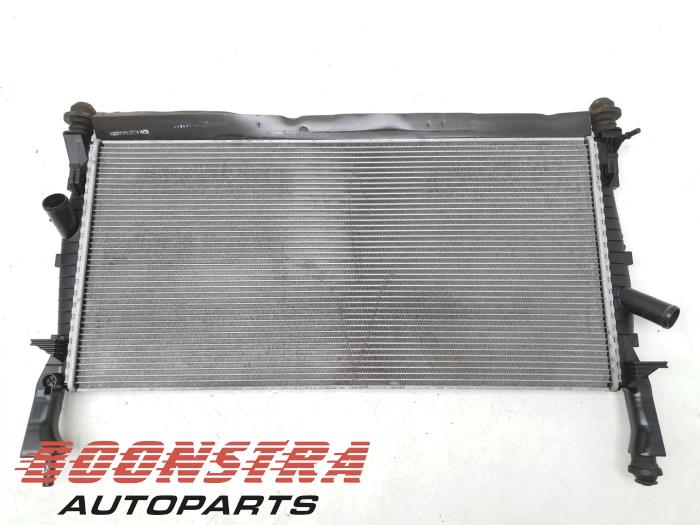 Usagé Radiateur Ford Transit 2.2 TDCi 16V Prix € 39,95 Prix TTC proposé par Boonstra Autoparts